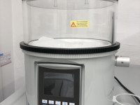 Vacuum system for sample impregnation with resin
