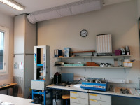 Laboratory with standard atmosphere for testing of physical-mechanical textile properties