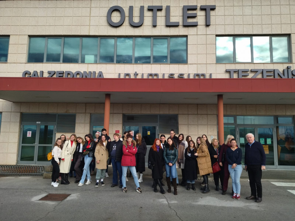 Studenti posjetili tvornice Boxmark i Calzedonia