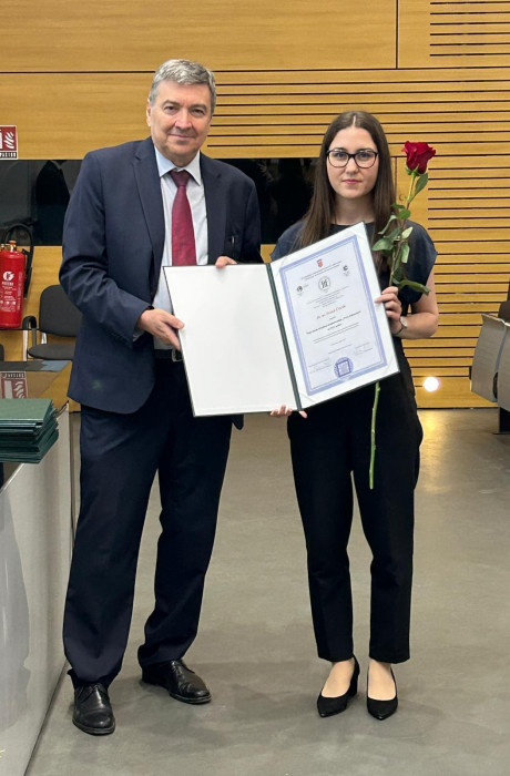 Prof. dr.sc. Vedran Mornar, predsjednik HATZ-a  i dobitnica, dr. sc. Ivana Čorak